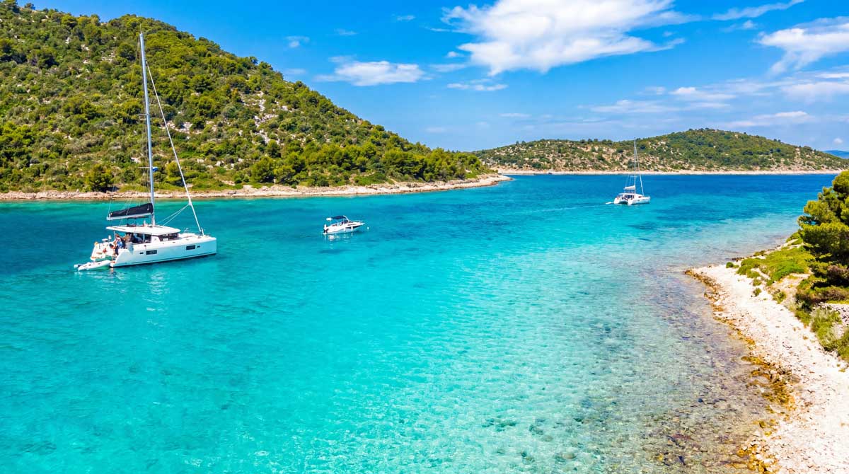 Blue Lagoon private boat tour Šibenik — snorkeling and swimming bays